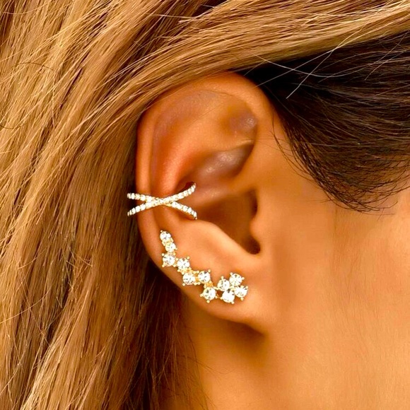 Jewelry - 💎NEW 3 PIECE RHINESTONE DECOR EARRINGS!